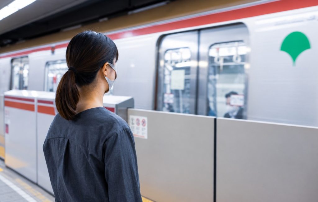 vagones para mujeres Tokio toei subway vagones para mujeres Tokio toei subway